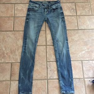 The Buckle Brand Black